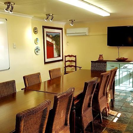 Jubilee Lodge Guest House โจฮันเนสเบิร์ก ภายนอก รูปภาพ