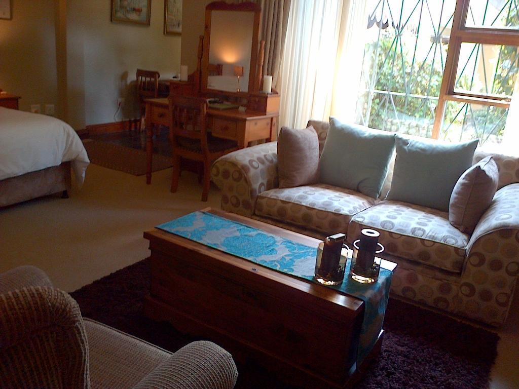 Jubilee Lodge Guest House โจฮันเนสเบิร์ก ห้อง รูปภาพ